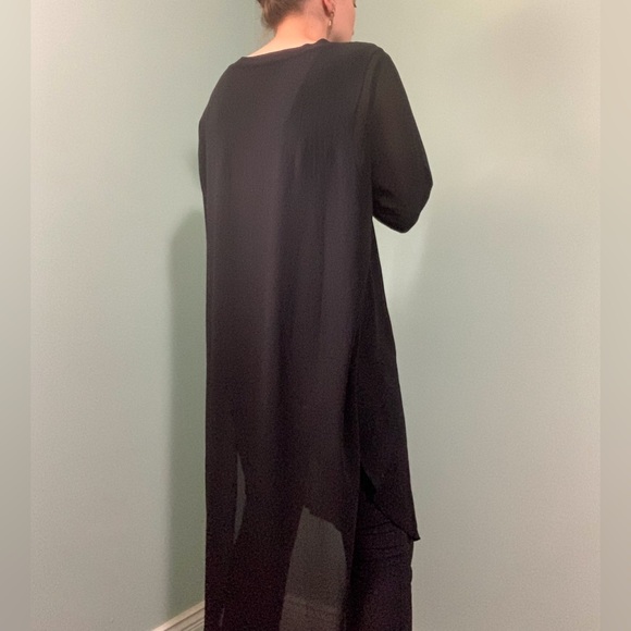 GRACE HILL semi sheer tunic top - Picture 11 of 12